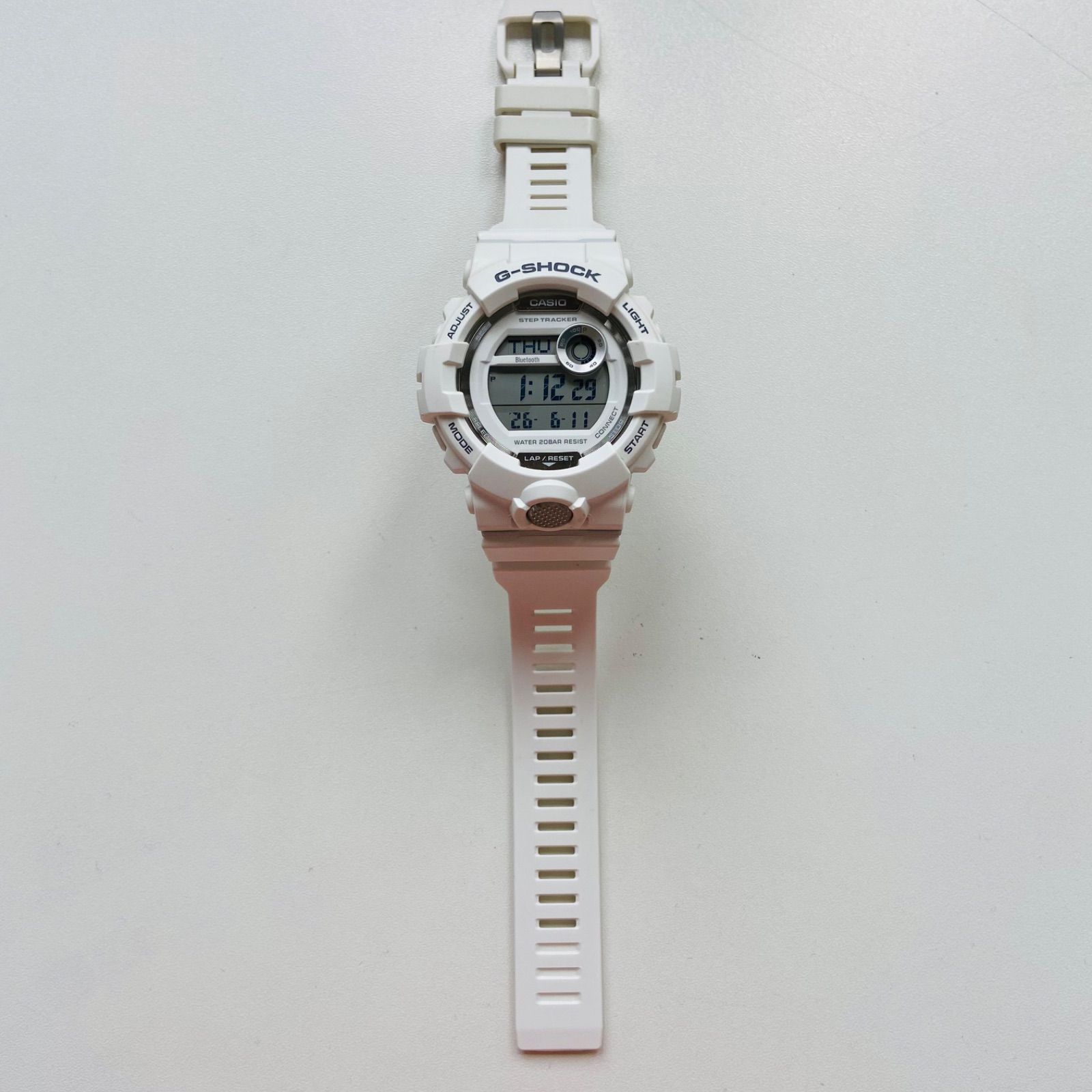 CASIO G-SHOCK GBD-800-7JF ホワイト Bluetooth デジタル腕時計 - メルカリ