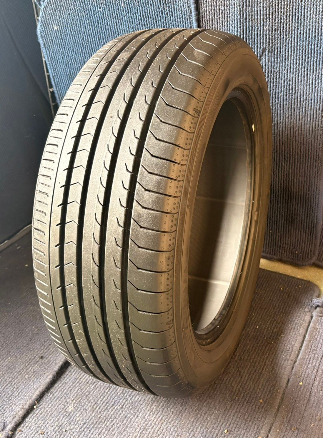 ☆送料無料☆【2024年製造】【溝8.5分山】YOKOHAMA BluEarth-RV RV03 1本 215/55R17 ASP3706