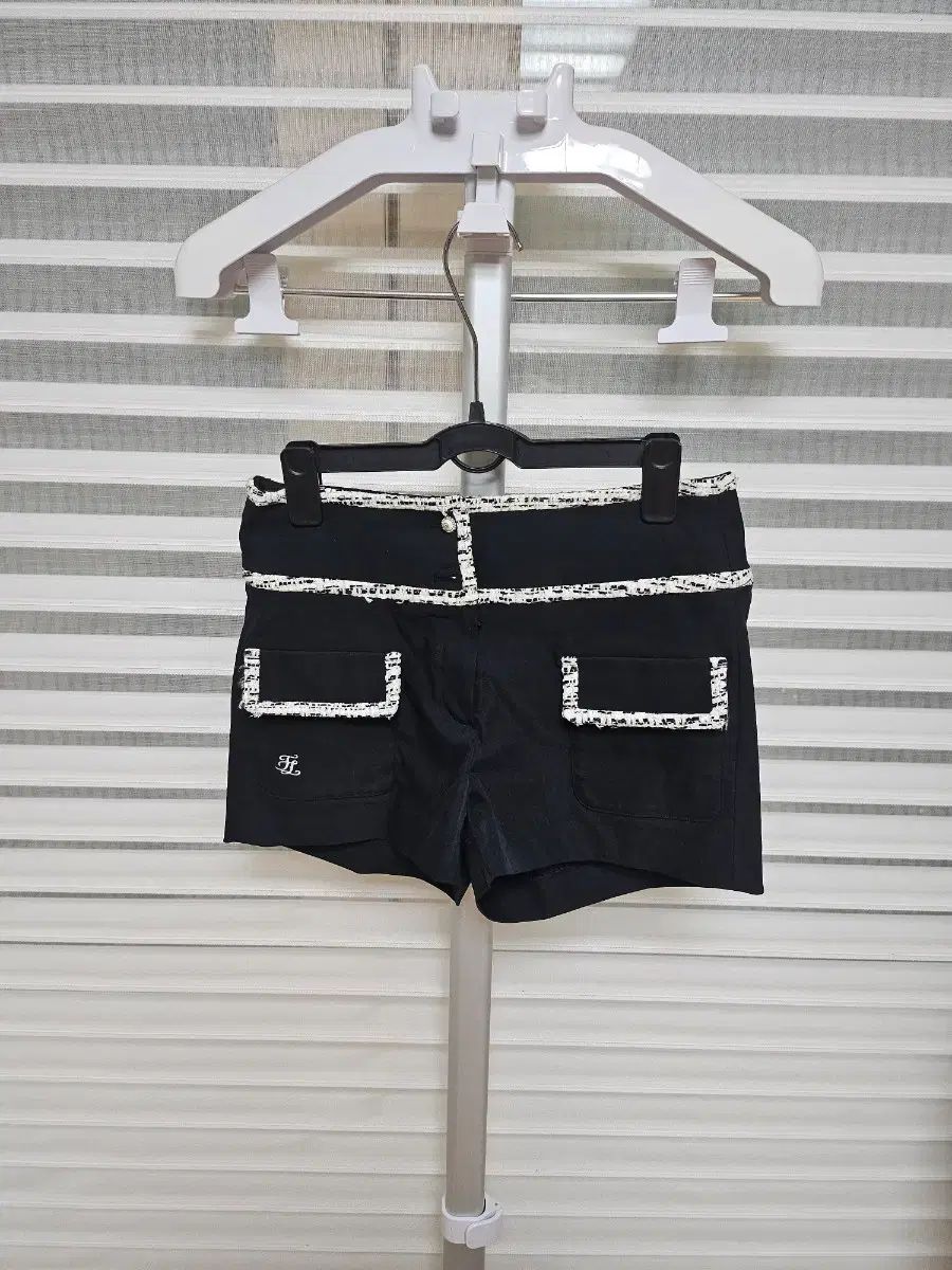 フェアライアー 正規品 ブラック ショートパンツ レディース 3分 ズボン