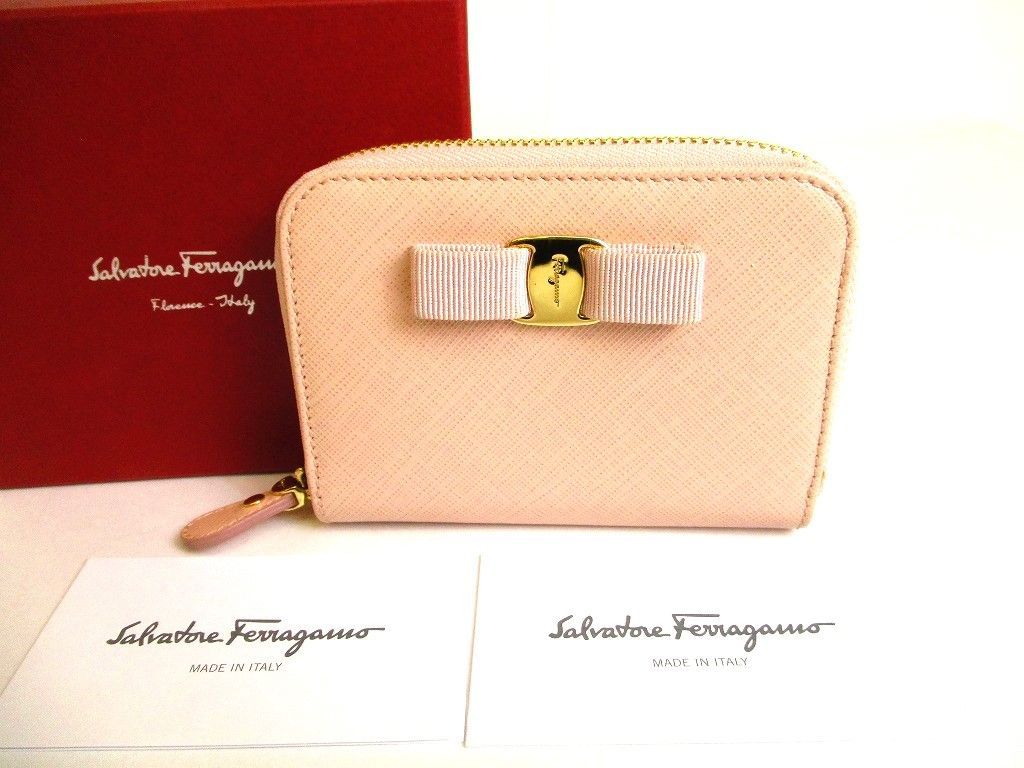 サルバトーレ フェラガモ Salvatore Ferragamo ヴァラ レザー ラウンドジップ 小銭入れ コインパース 【未使用保管品】