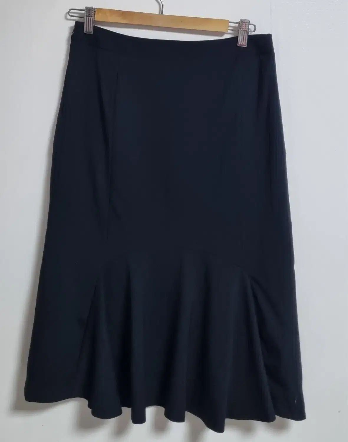26) MAX MARA マックスマーラ ブラック 麻 スカート 26) MAX MARA マックスマーラ ブラック 麻 スカート