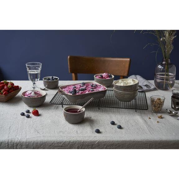 ストウブ(Staub) 「 レクタンギュラー ディッシュ アンティークグレー 20×16cm 」 セラミック グラタン皿 キッシュ 耐熱 オーブン 電子レンジ対応 【日本正規販売品】 Vintage Color Dish 40511-866m a4e252f8 ストウブ(Staub) 「 レクタンギュラー ディッシュ アンティークグレー 20×16cm 」 セラミック グラタン皿 キッシュ 耐熱 オーブン 電子レンジ対応 【日本正規販売品】 Vintage Color Dish 40511-866m a4e252f8