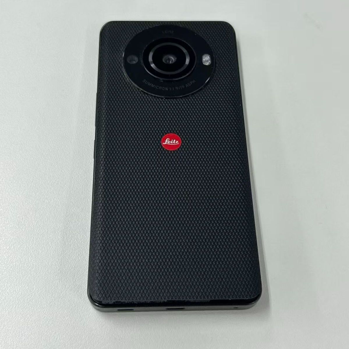 Leitz Phone 3 本体 ジャンク ジャンク】Leitz phone 3 起動不可 - メルカリ