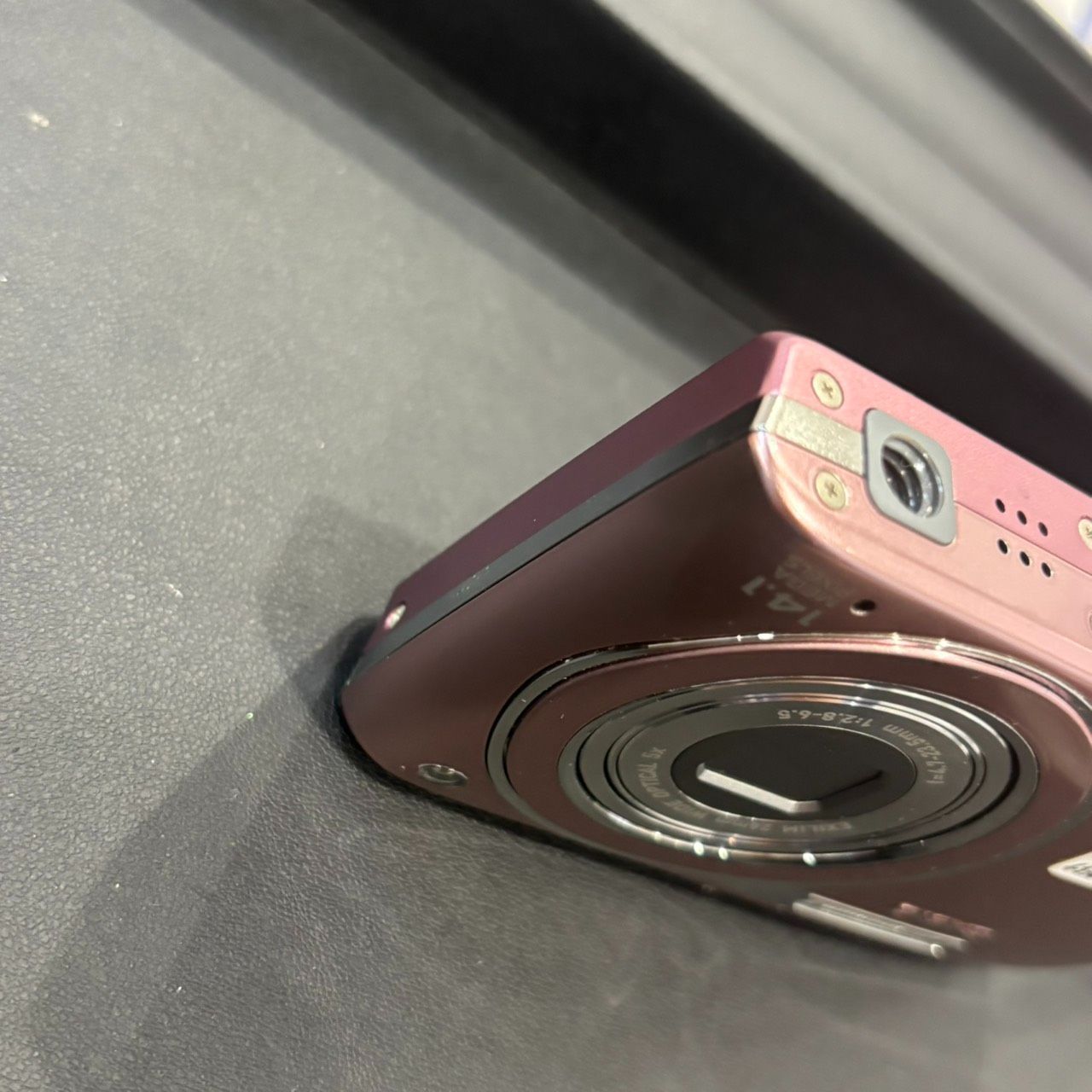 CASIO EXILIM EX-Z2000 動作未確認品 箱 バッテリーあり 写真参照 CASIO EXILIM EX-Z2000 動作未確認品 箱 バッテリーあり 写真参照