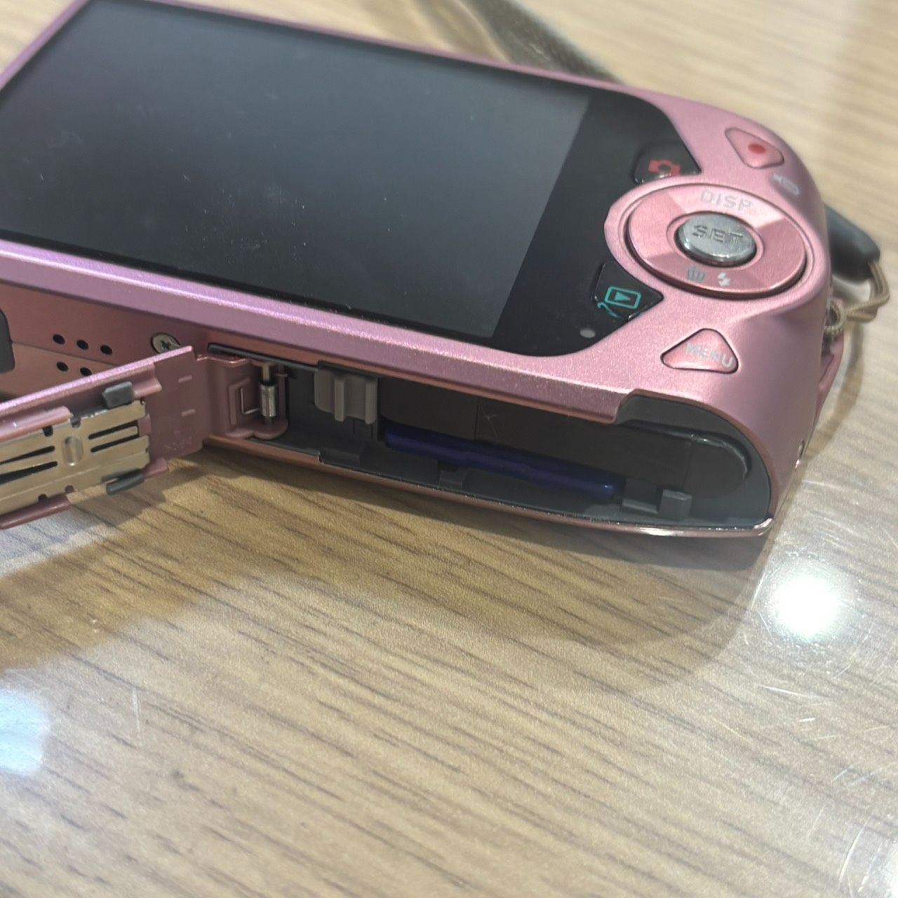 CASIO EXILIM EX-Z2000 動作未確認品 箱 バッテリーあり 写真参照 CASIO EXILIM EX-Z2000 動作未確認品 箱 バッテリーあり 写真参照