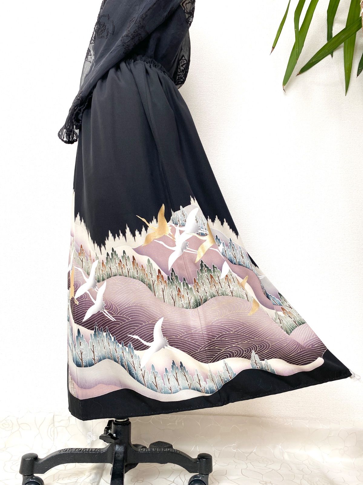 大人可愛いセレブ着物スカートフリーサイズ黒留袖着物リメイクウエストゴムロングスカート送料込みハンドメイドNO.5625