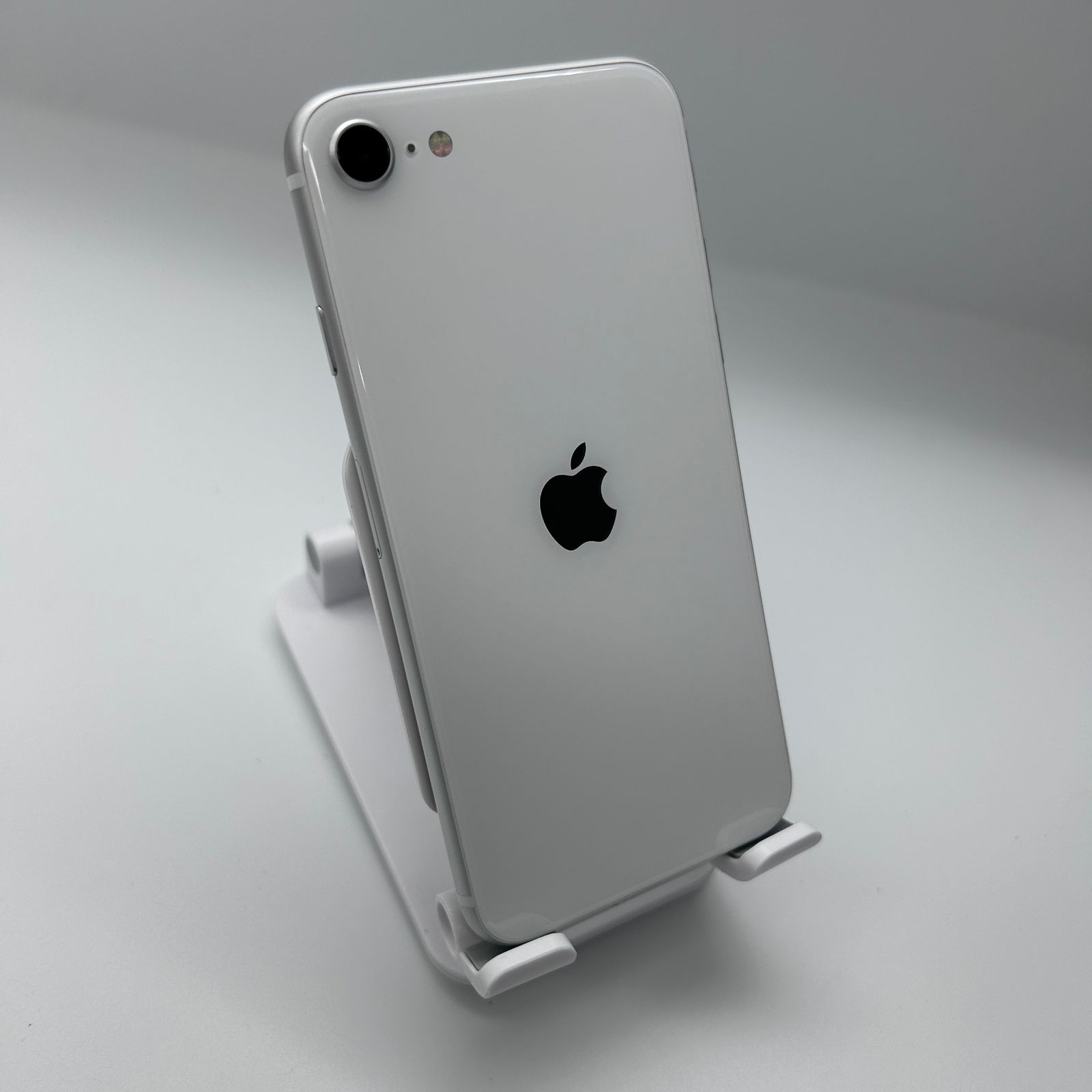 iPhone SE 第2世代 128GB ホワイト Cランク IPSE2 Apple バッテリー100%