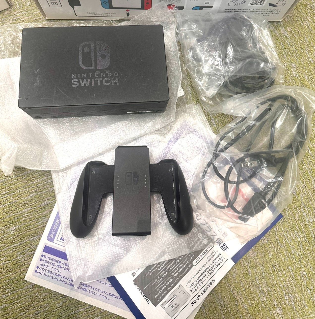 亘】Nintendo switch 本体 ニンテンドースイッチ 本体 ジョイコン赤青