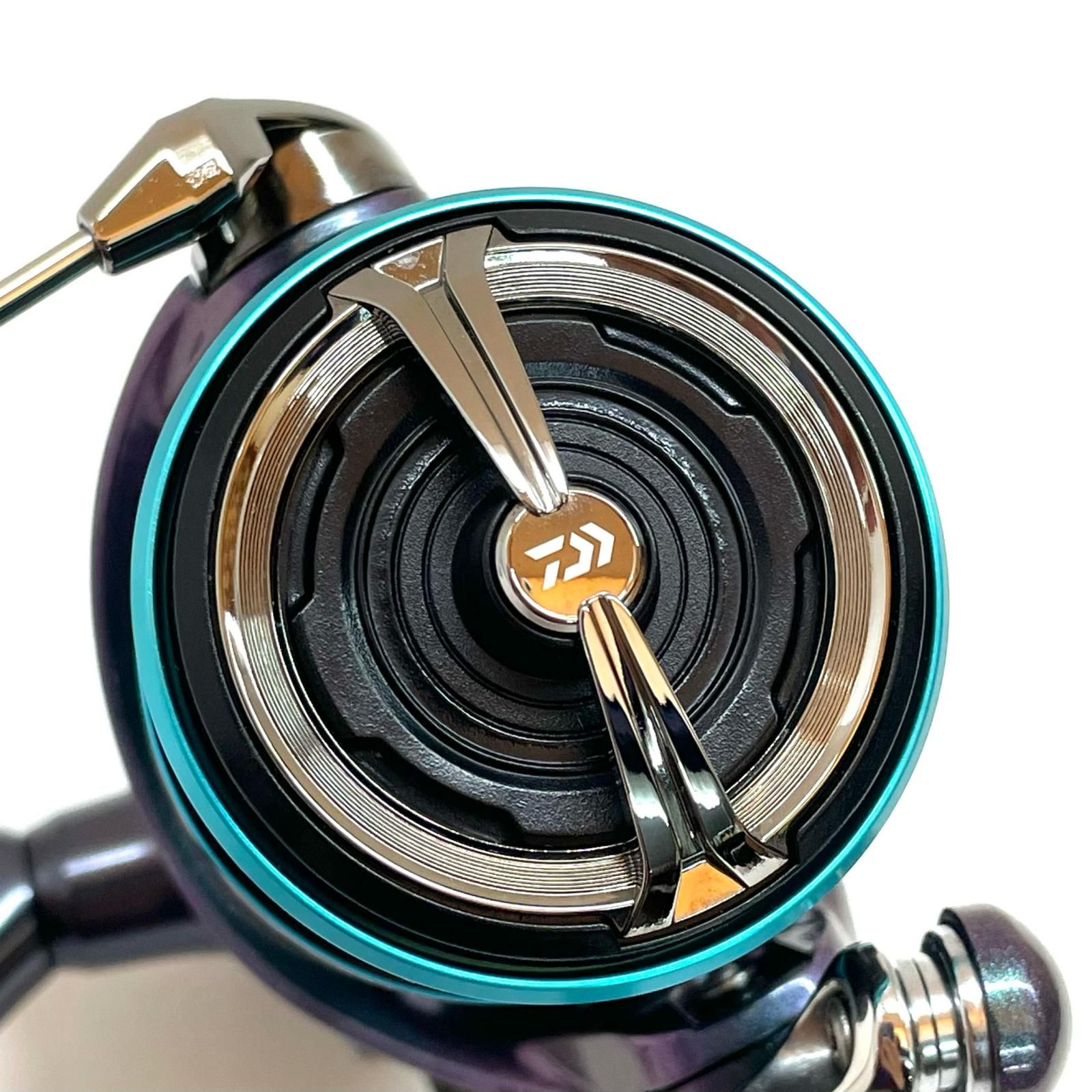 尾張小牧店】 中古 Daiwa | ダイワ リール 23エメラルダス RX LT2500