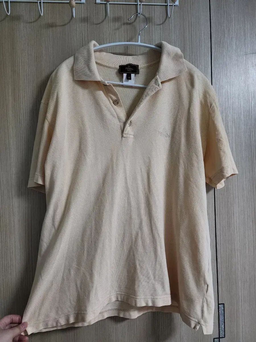 FENDI フェンディ 半袖 カラーTシャツ イェロー