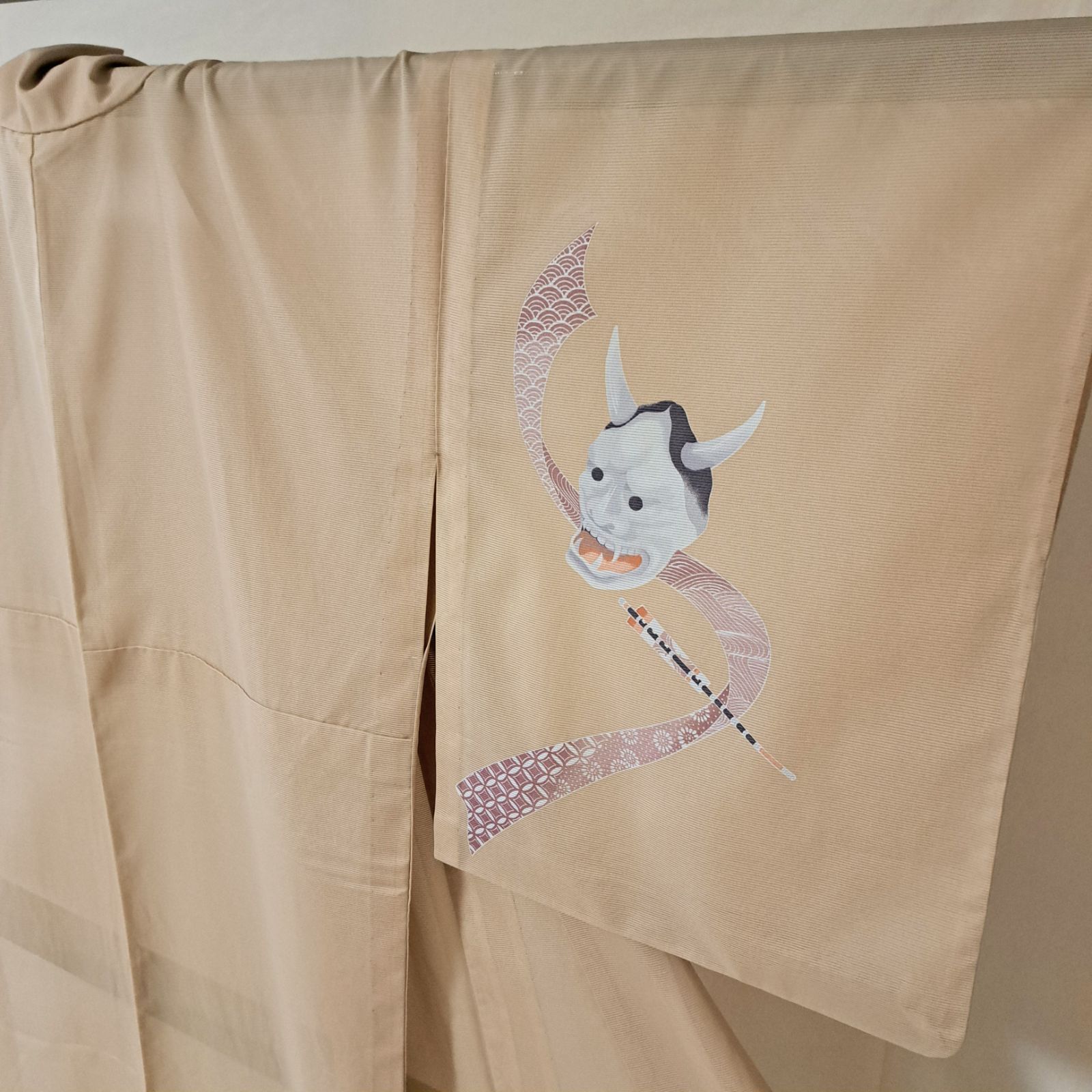 洗える夏着物・絽】Lサイズ相当身幅 ベージュ お面 笛 鼓 化繊 れ