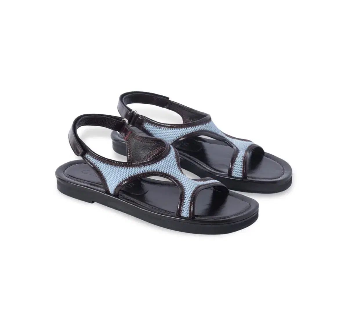 cosmoss メッシュ ストラップ サンダル 10,037円