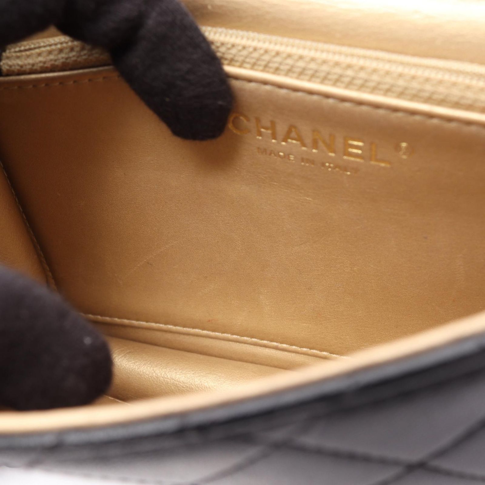 シャネル CHANEL ショルダーバッグ マトラッセ ブラック ラムスキン（羊革） マトラッセ チェーンショルダー レディース Used A