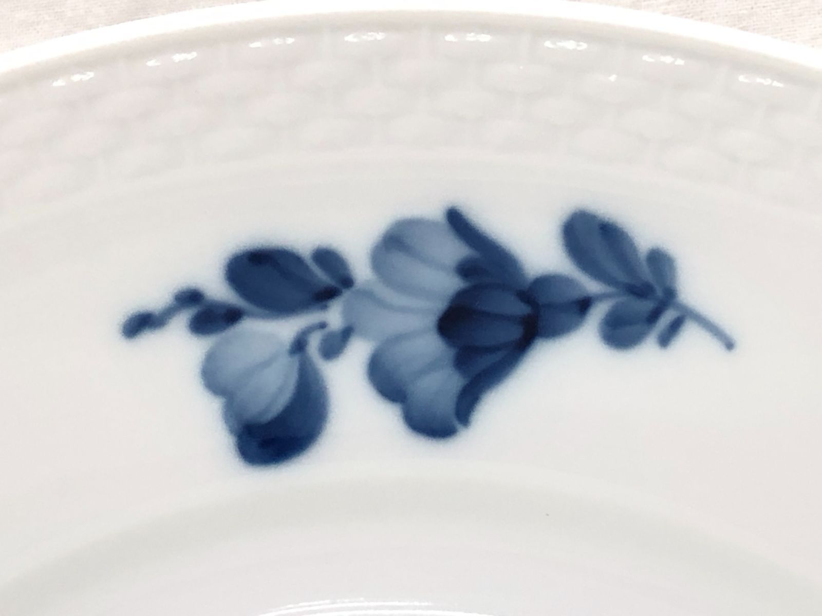 美品】ROYAL COPENHAGEN ロイヤルコペンハーゲン プレート 28㎝ - メルカリ
