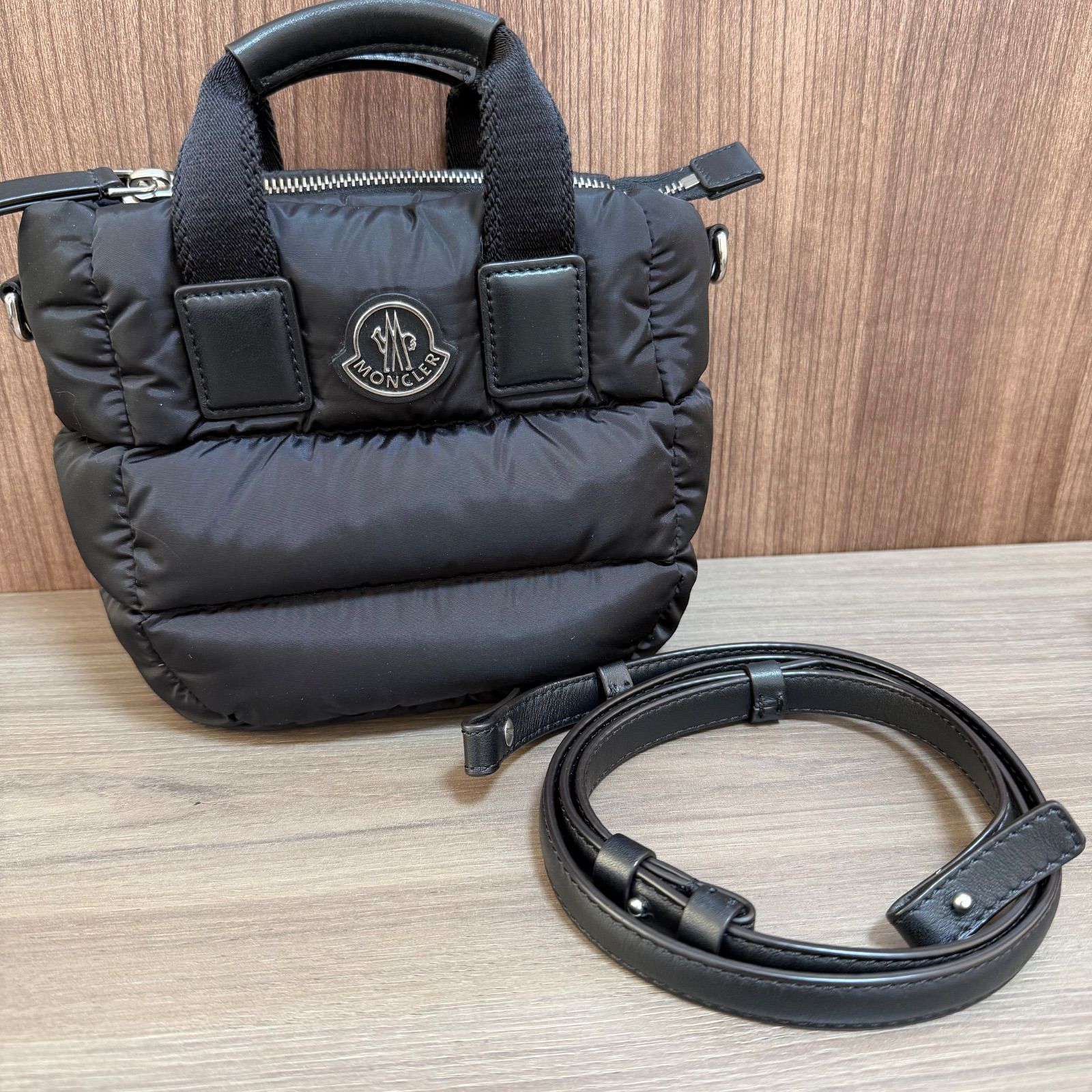 (i) MONCLER Micro Caradoc 2wayショルダーバッグ ブラックカラドック/7545