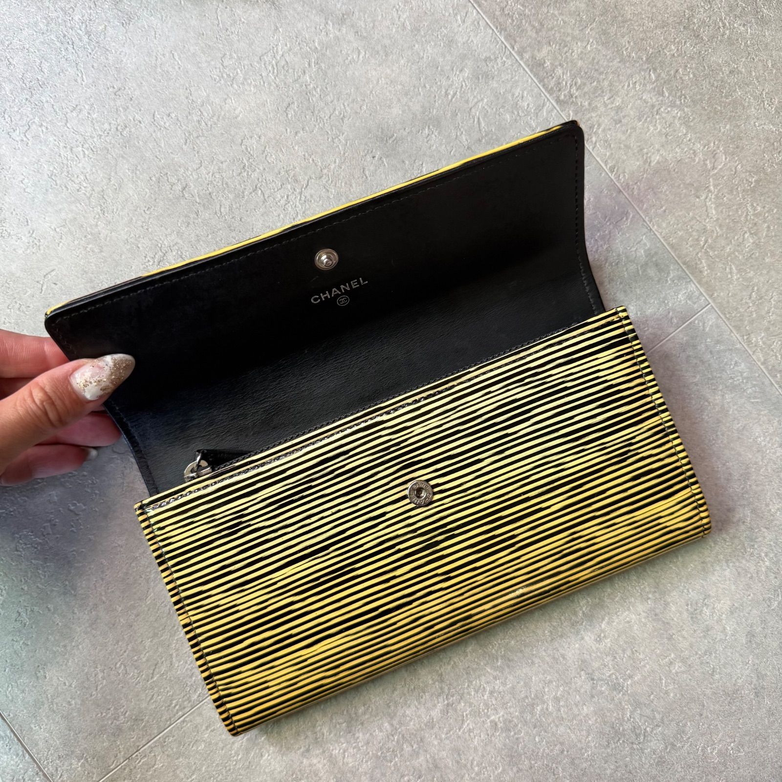 CHANEL シャネル ココマーク フラップ長財布 パテントレザー イエロー
