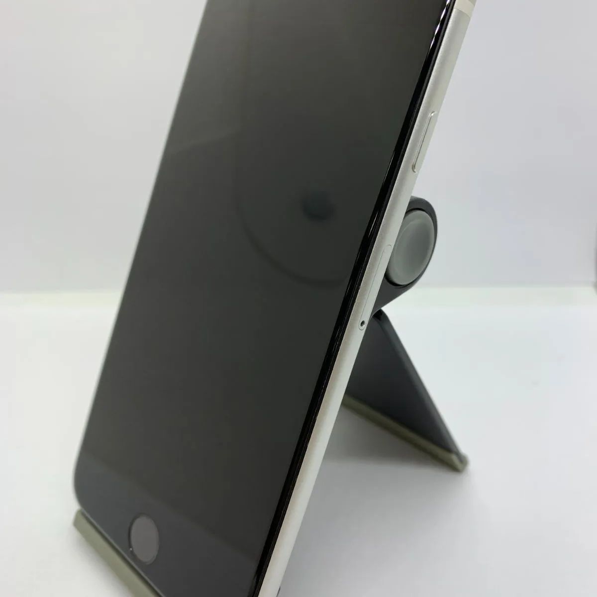 【中古・バッテリー劣化】iPhone SE 2020 128GB ホワイト SIMロック解除済