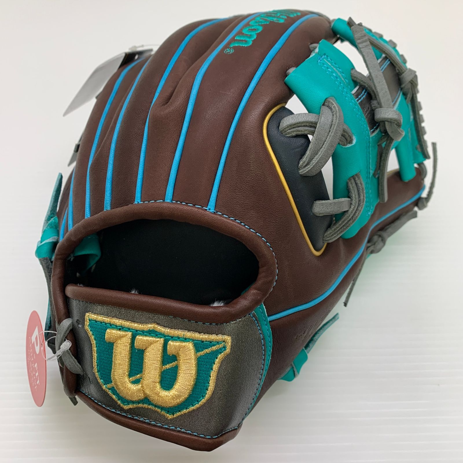 ウィルソン Wilson ワナビーヒーロー RHZ86PFH 軟式 大人 一般 内野手用 グローブ グラブ 右投げ タグ付き 野球 8982