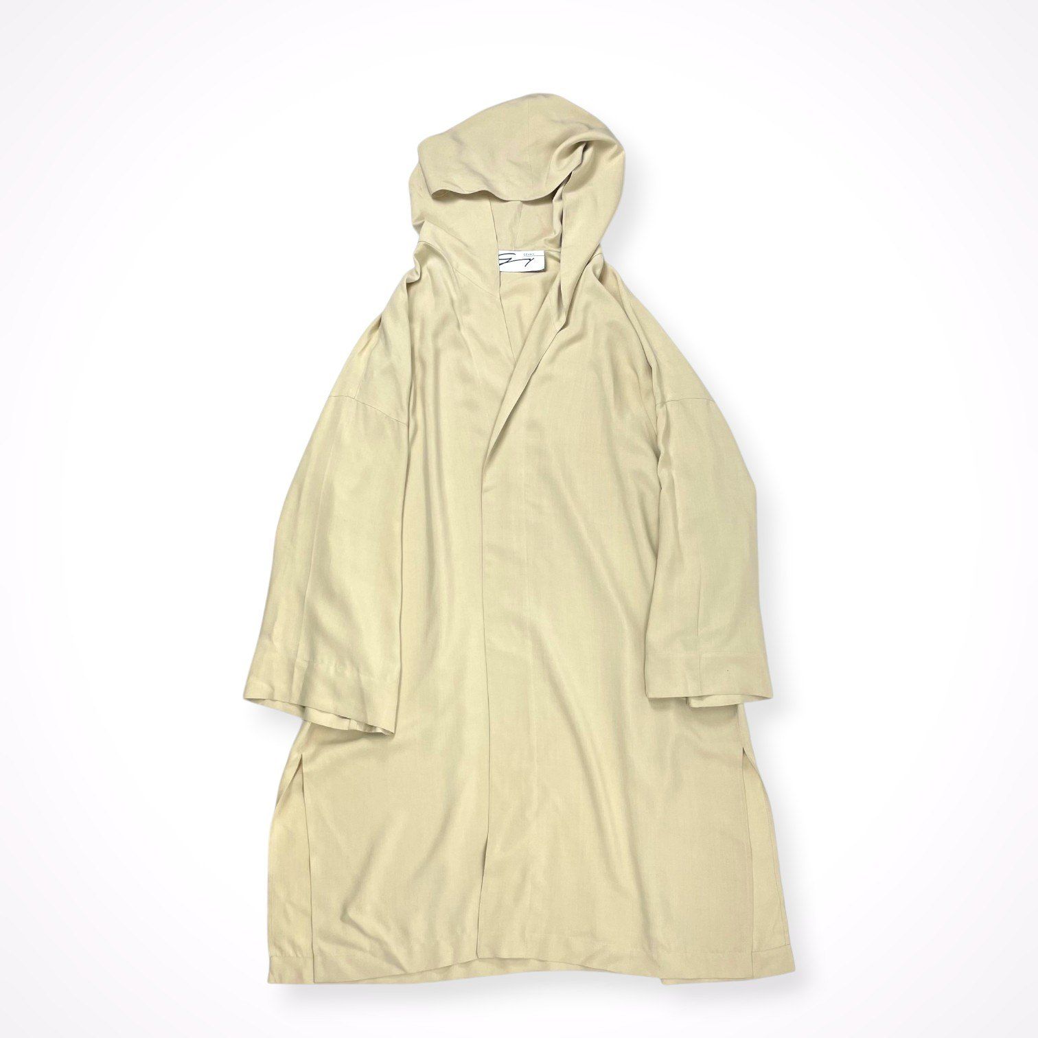 GENNY / シルクフーディーライトコート 参考定価：200,000程度 SIZE:40