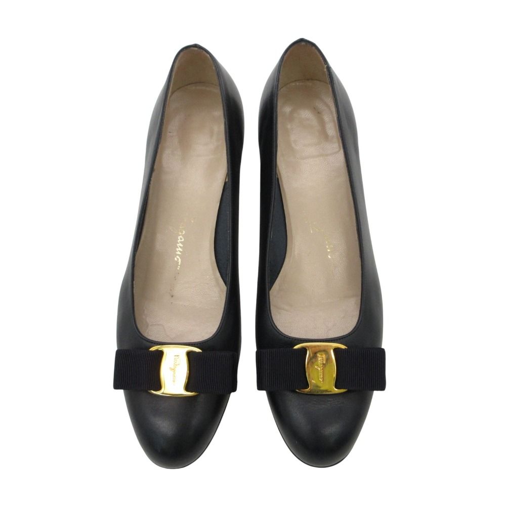 Salvatore Ferragamo サルヴァトーレフェラガモ パンプス ヴァラリボン レザー シューズ 靴 ラウンドトゥ ネイビー 7C 24cm レディース 【中古】