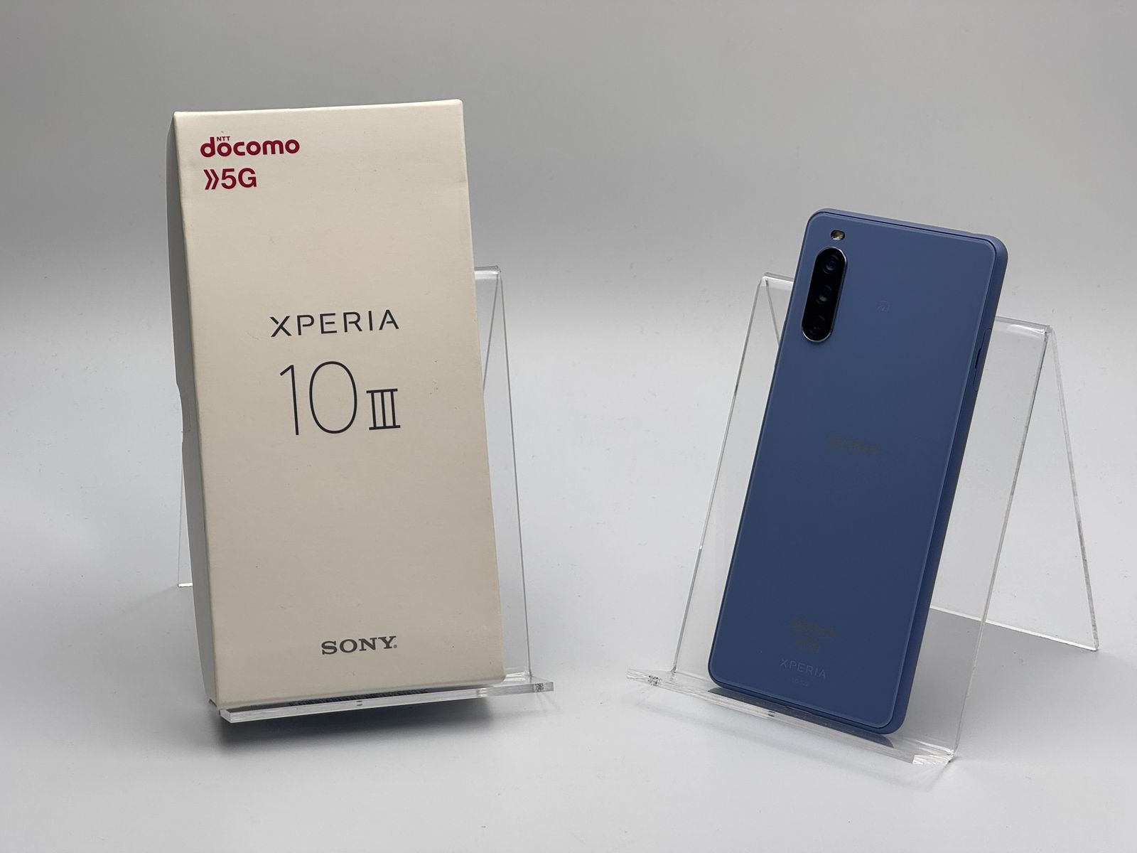 SO-52B Sony Xperia 中古品本体 ブルー Xperia SO-52B 10 III ピンク