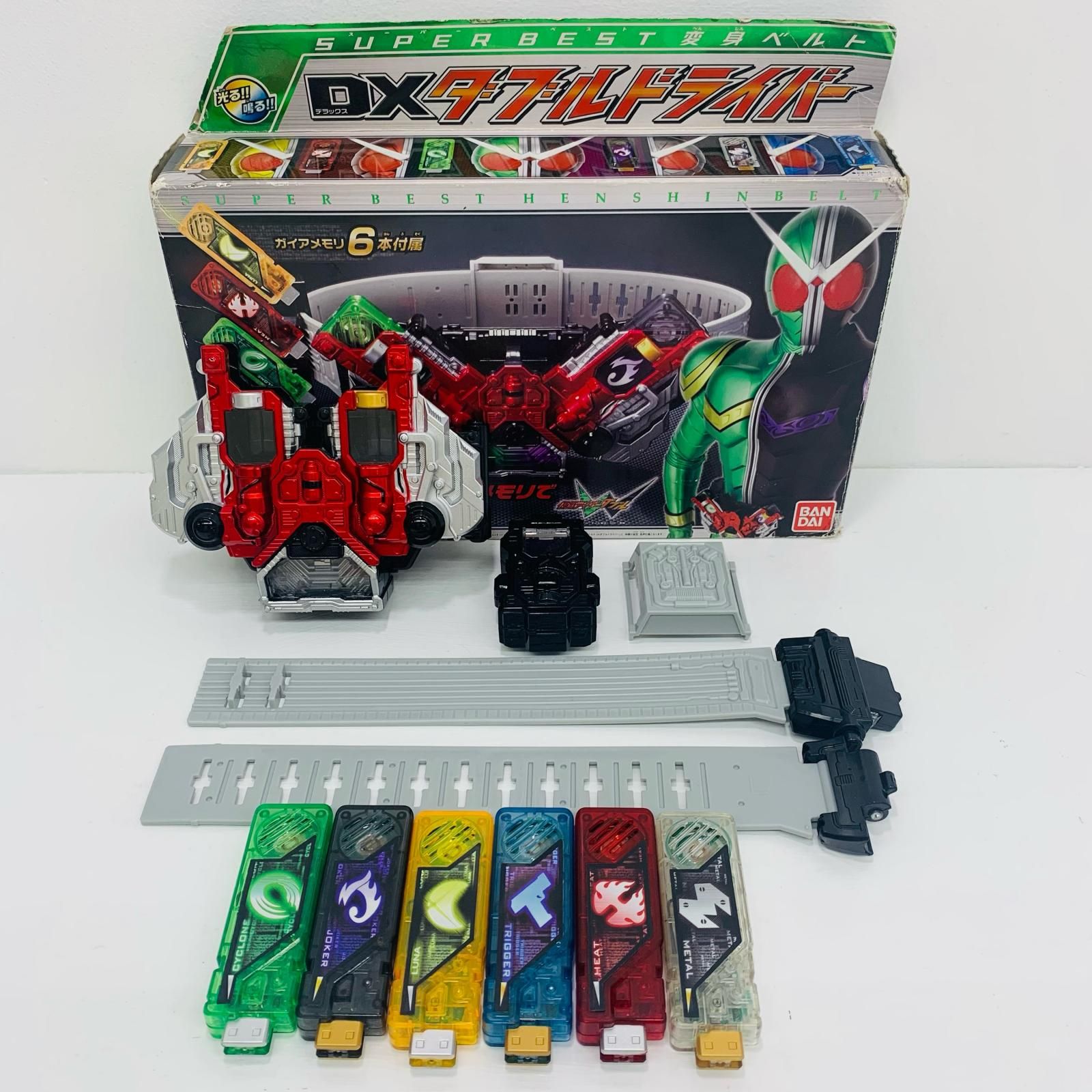 中古 SUPERBEST変身ベルトDXダブルドライバー「仮面ライダーW」