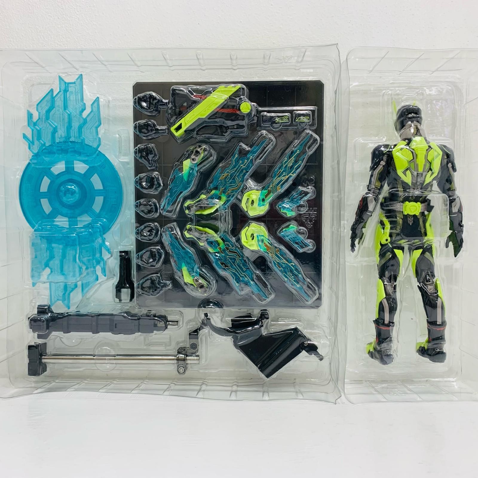 中古 METALBUILD仮面ライダーゼロワン「仮面ライダーゼロワン」 - メルカリ 中古 METALBUILD仮面ライダーゼロワン「仮面ライダーゼロワン」 - メルカリ