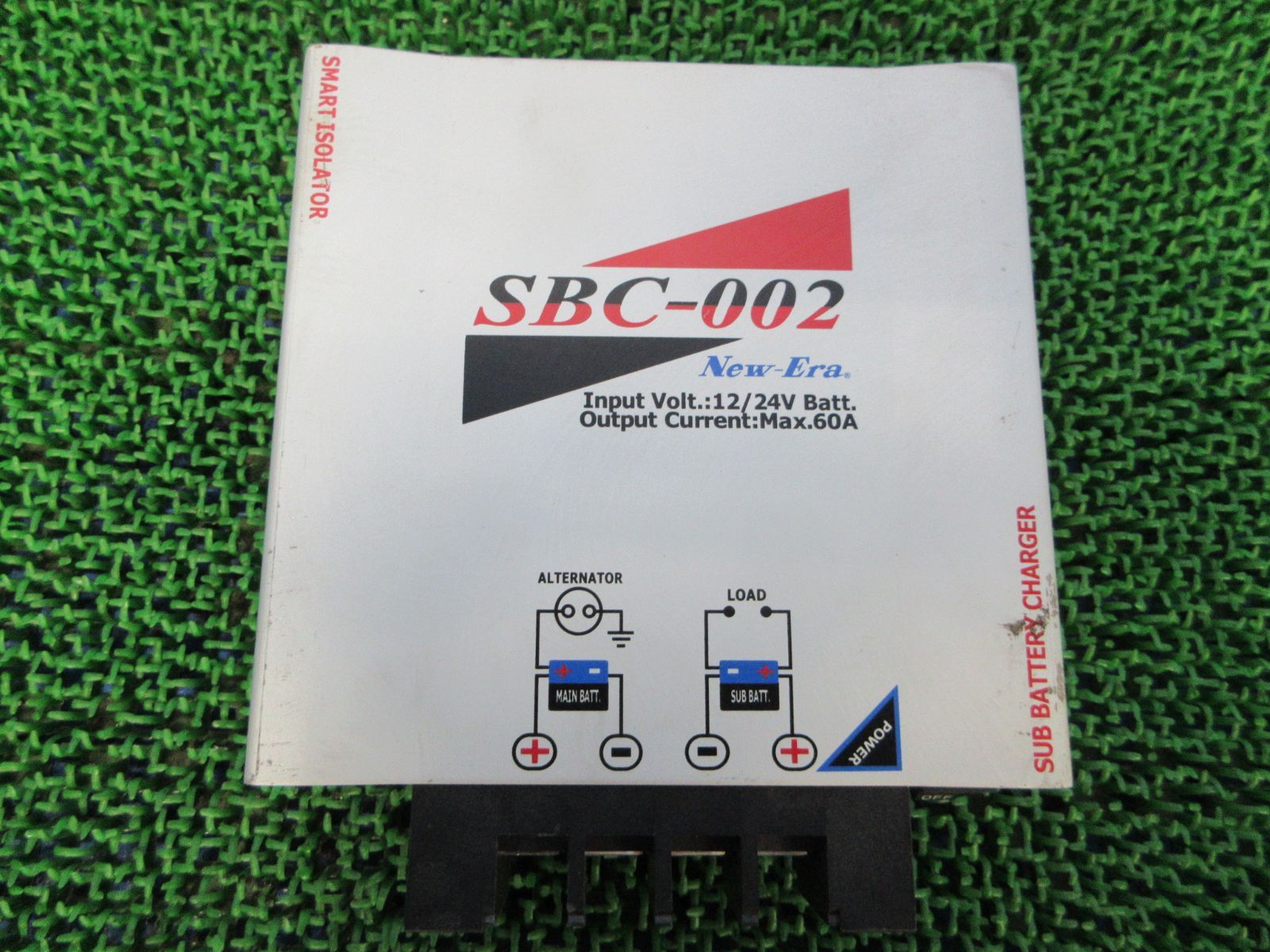 ★SFC7093/動作OK New-Era製 サブバッテリーチャージャー SBC-002（走行充電器）バッテリー充電器 クラウン アスリートV JZS171 JZS173 JZS175