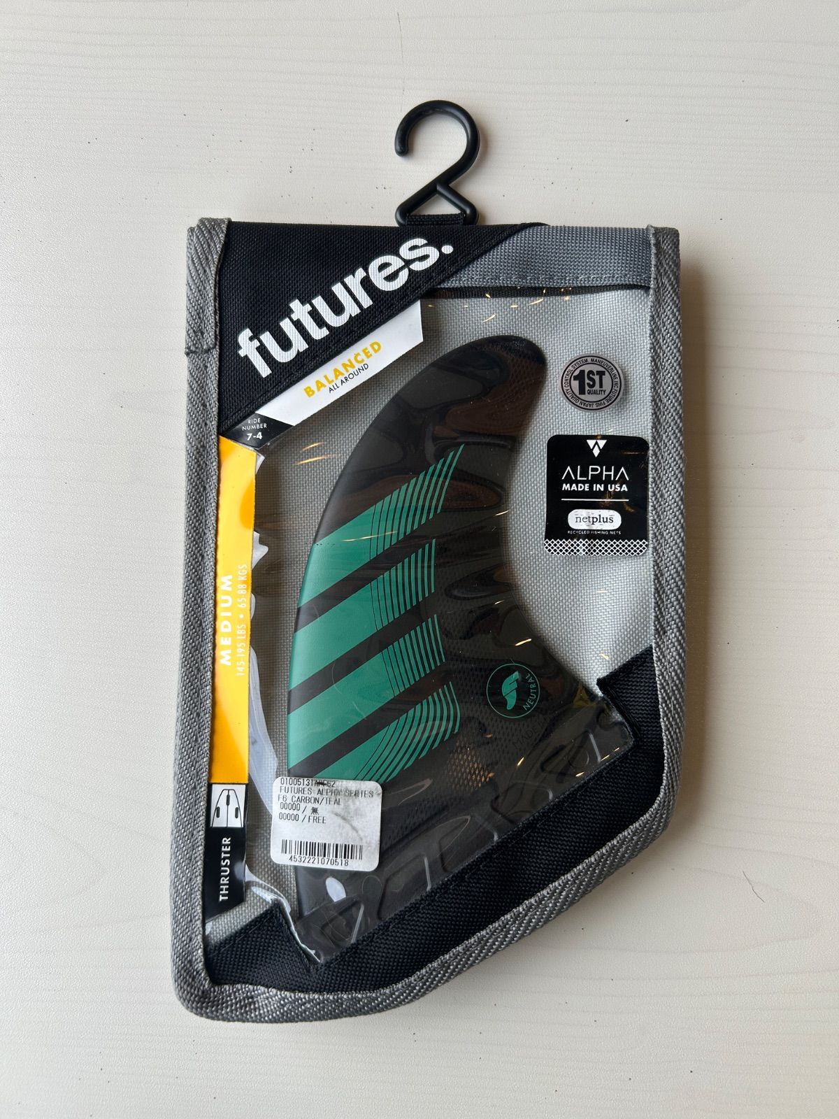 FUTURES FINS F6 ALPHA CARBON/TEAL Mサイズ スラスター 3フィン 新品