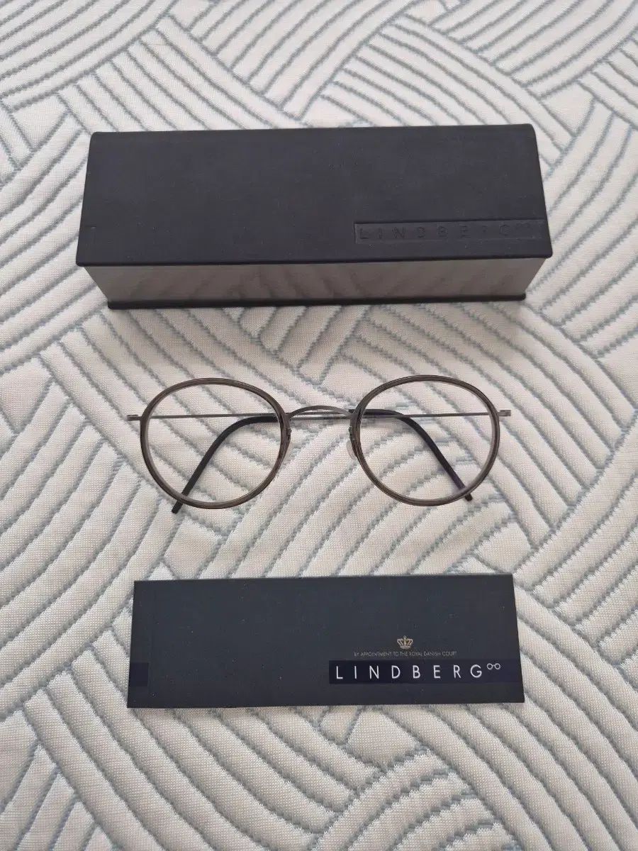 LYNN（リン） x LINDBERG（リンドバーグ） 5805 チタン メガネフレーム 43,675円