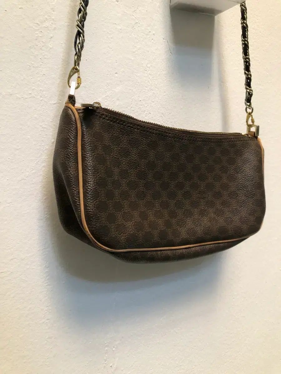 Celine セリーヌ ミニ チェーン クロスバック