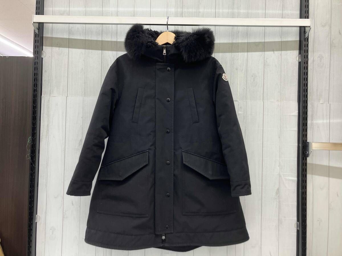 美品　MONCLER ダウンジャケット ブラック　14a 164 ダウンジャケット ブラック モンクレール 14A 164cm ダウンコート 黒