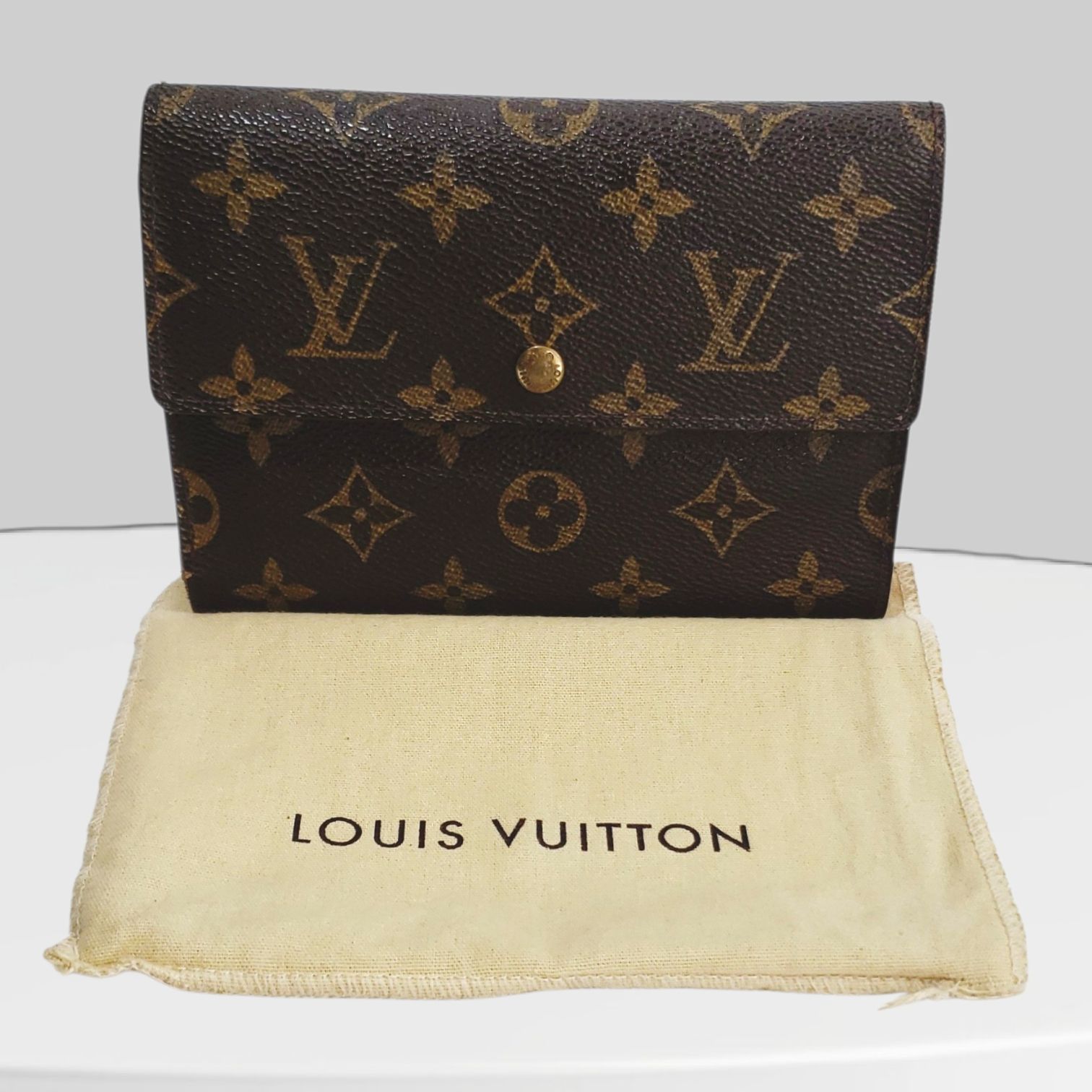 中古【 LOUIS VUITTON 】 ルイ・ヴィトン 三つ折り財布 ポルト・トレゾール・エテュイパピエ モノグラム M61202
