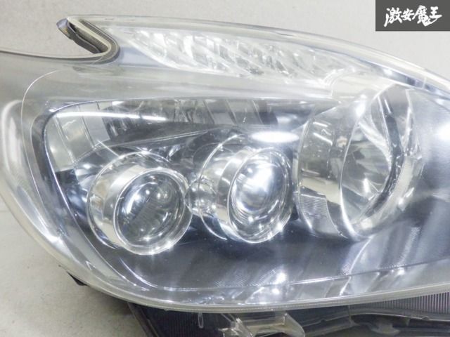 ストア出品】トヨタ純正 ZVW30 プリウス 前期 LED ヘッドライト ヘッド