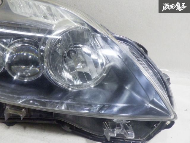 ストア出品】トヨタ純正 ZVW30 プリウス 前期 LED ヘッドライト ヘッド