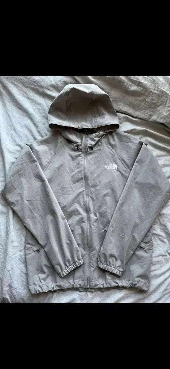 THE NORTH FACE ザノースフェイス ウィンドブレーカー アウター グレー