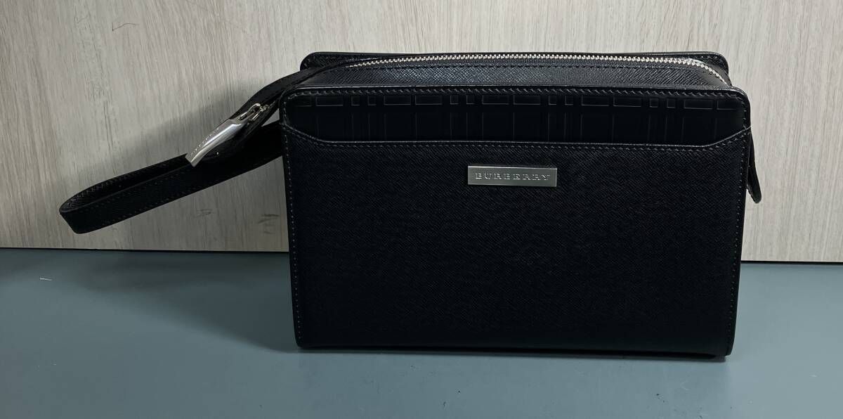 BURBERRY/バーバリー/セカンドバッグ・クラッチバッグエンボスチェック/レザー/ブラック