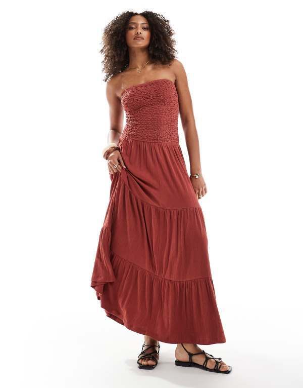 エイソス レディース トップス ワンピース ティアード マキシワンピース マキシ ASOS DESIGN crinkle bandeau shirred bodice tiered maxi dres