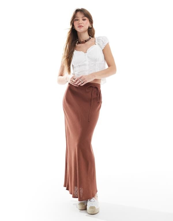 エイソス レディース ボトムス スカート ミディ リネン ASOS DESIGN linen blend bias midi skirt brown ブラウン