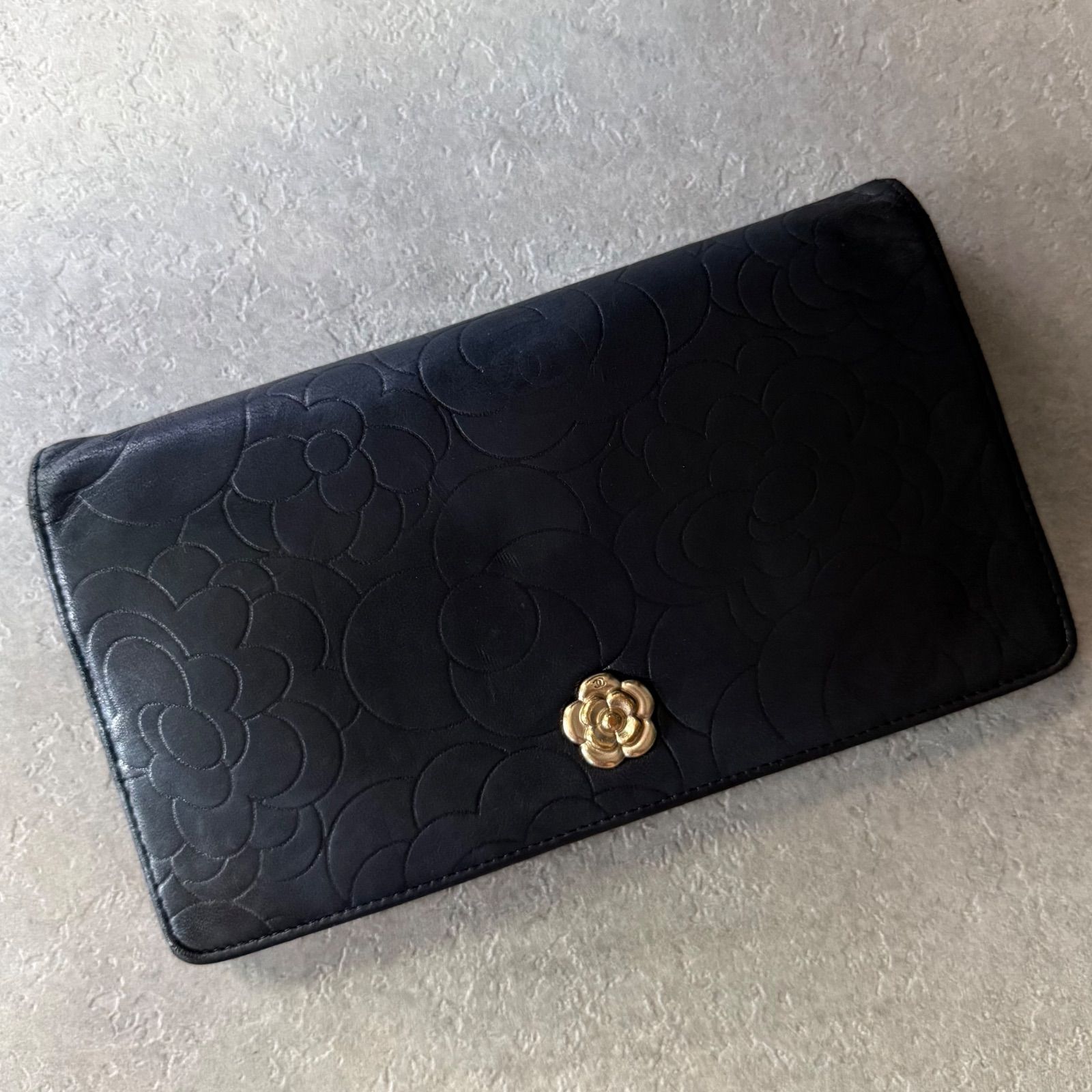 CHANEL シャネル カメリア ココマーク 二つ折り長財布 レザー ブラック ゴールド金具 ロングウォレット