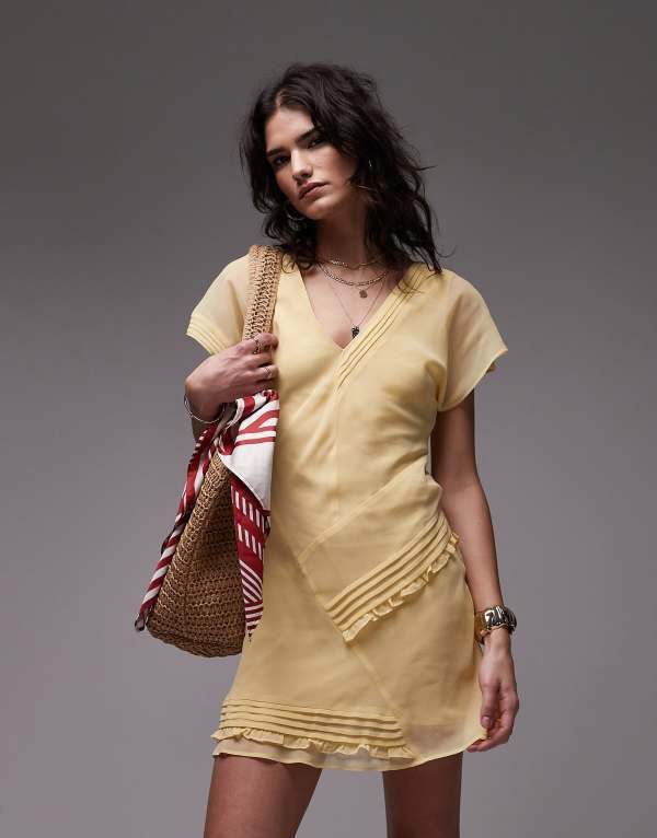 トップショップ レディース トップス ワンピース ミニ Topshop pintucked insert mini tea dress in buttermilk Buttermilk