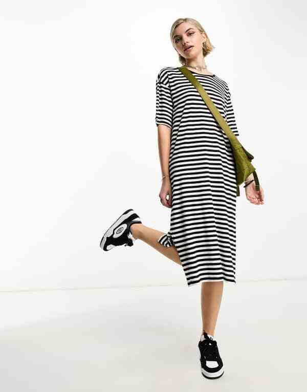ノイジーメイ レディース トップス ワンピース シャツワンピース ミディ Tシャツ Noisy May midi tshirt dress and white stripe Black white s