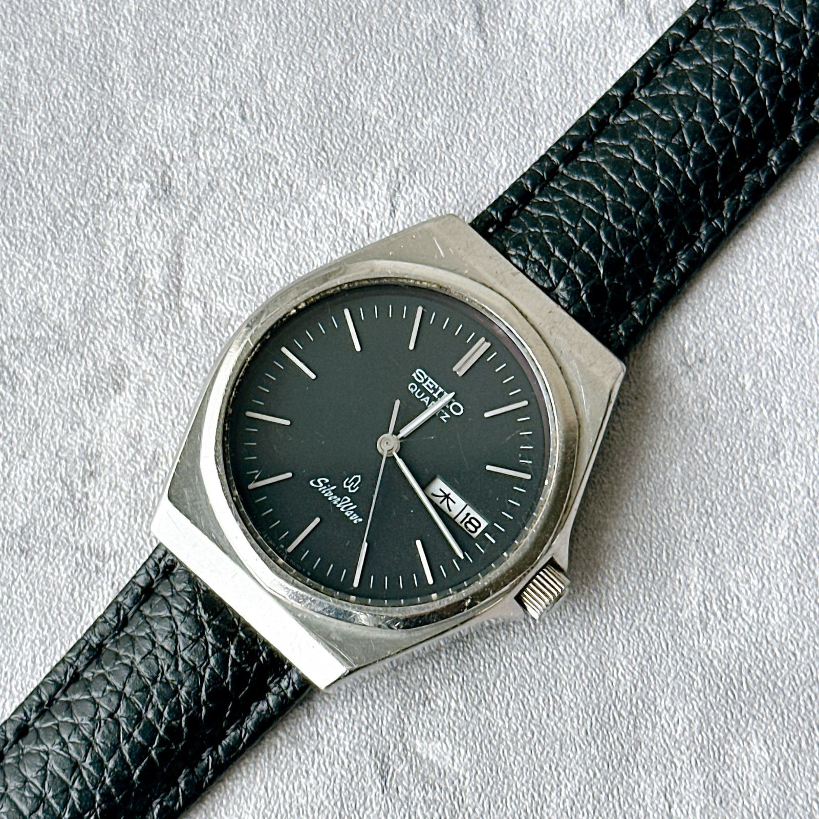 SEIKO SilverWave セイコーシルバーウェーブ 6433-7000 シルバーウェーブ ブラック文字盤 デイデイト クオーツ ヴィンテージウォッチ メンズ ドレス カジュアル