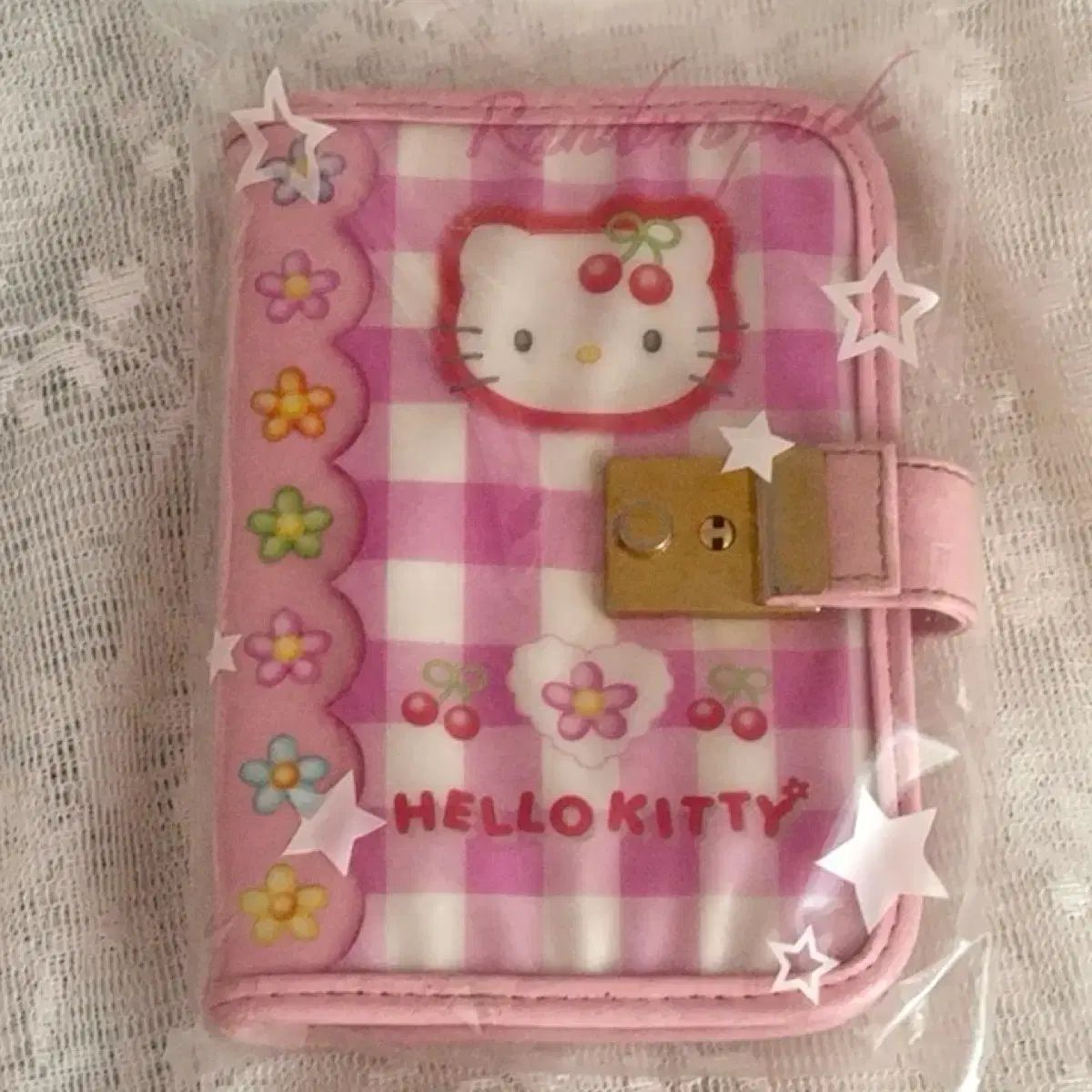 クラシック hello kitty(ハローキティ) さくらんぼ ダイアリー