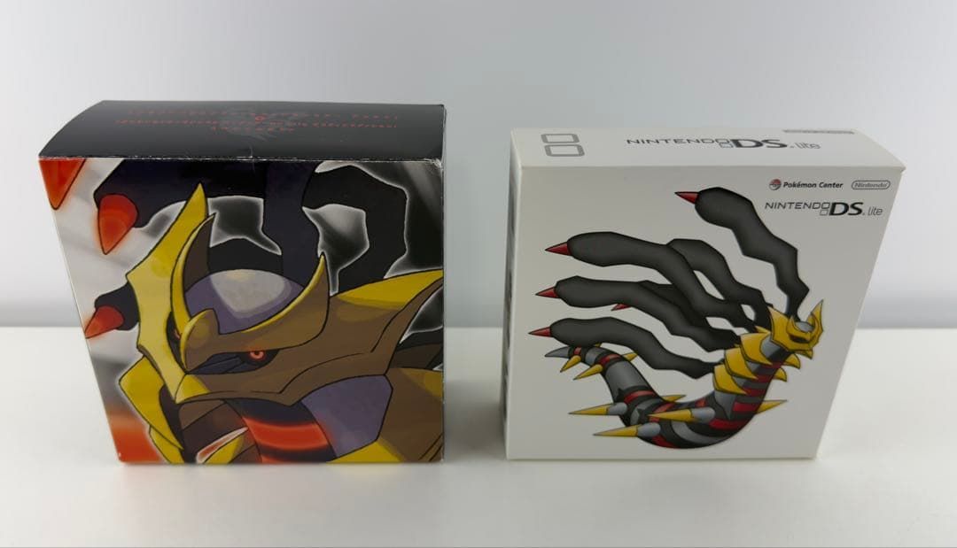 ほぼ新品 ニンテンドー DSlite ギラティナエディション ポケモンセンター ディーエスライト ポケットモンスター