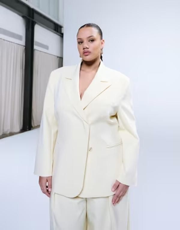 エイソス レディース アウター ジャケット・ブルゾン ブレザー ASOS DESIGN Curve double breasted blazer in yellow Buttermilk イエロー