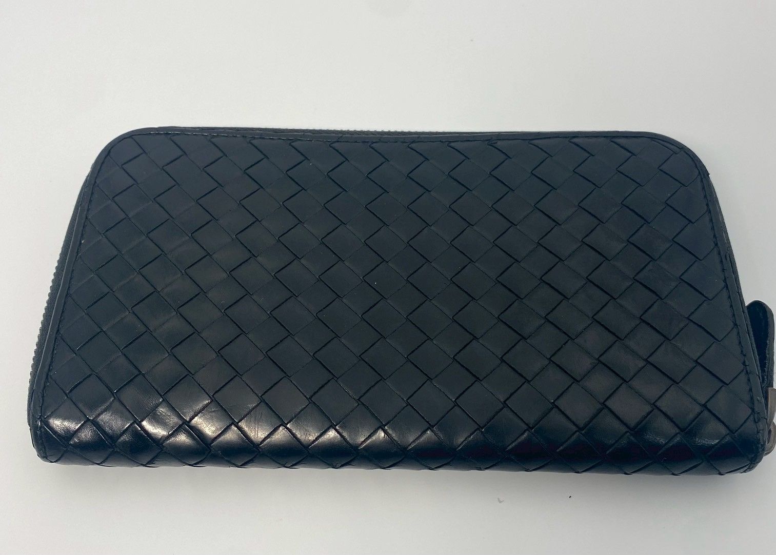 ボッテガヴェネタ BOTTEGA VENETA 長財布 ラウンドファスナー イントレチャート 黒 ブラック レザー 本革 メンズ レディース ジップアラウンド ウォレット 財布 小銭入れ 大容量 ブランド サイフ 定番 人気 送料無料
