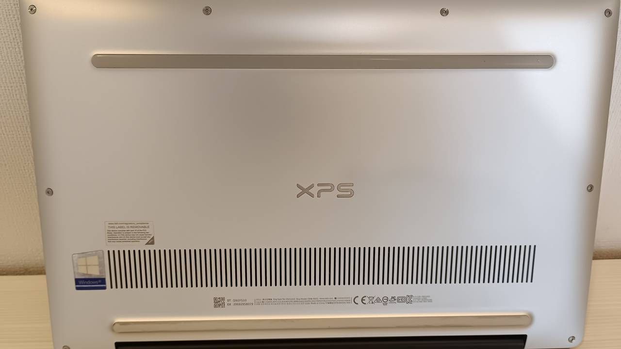 【美品】Dell XPS 13 (7390) 第10世代i7 16GBメモリ4K タッチパッド 【美品】Dell XPS 13 (7390) 第10世代i7 16GBメモリ4K タッチパッド
