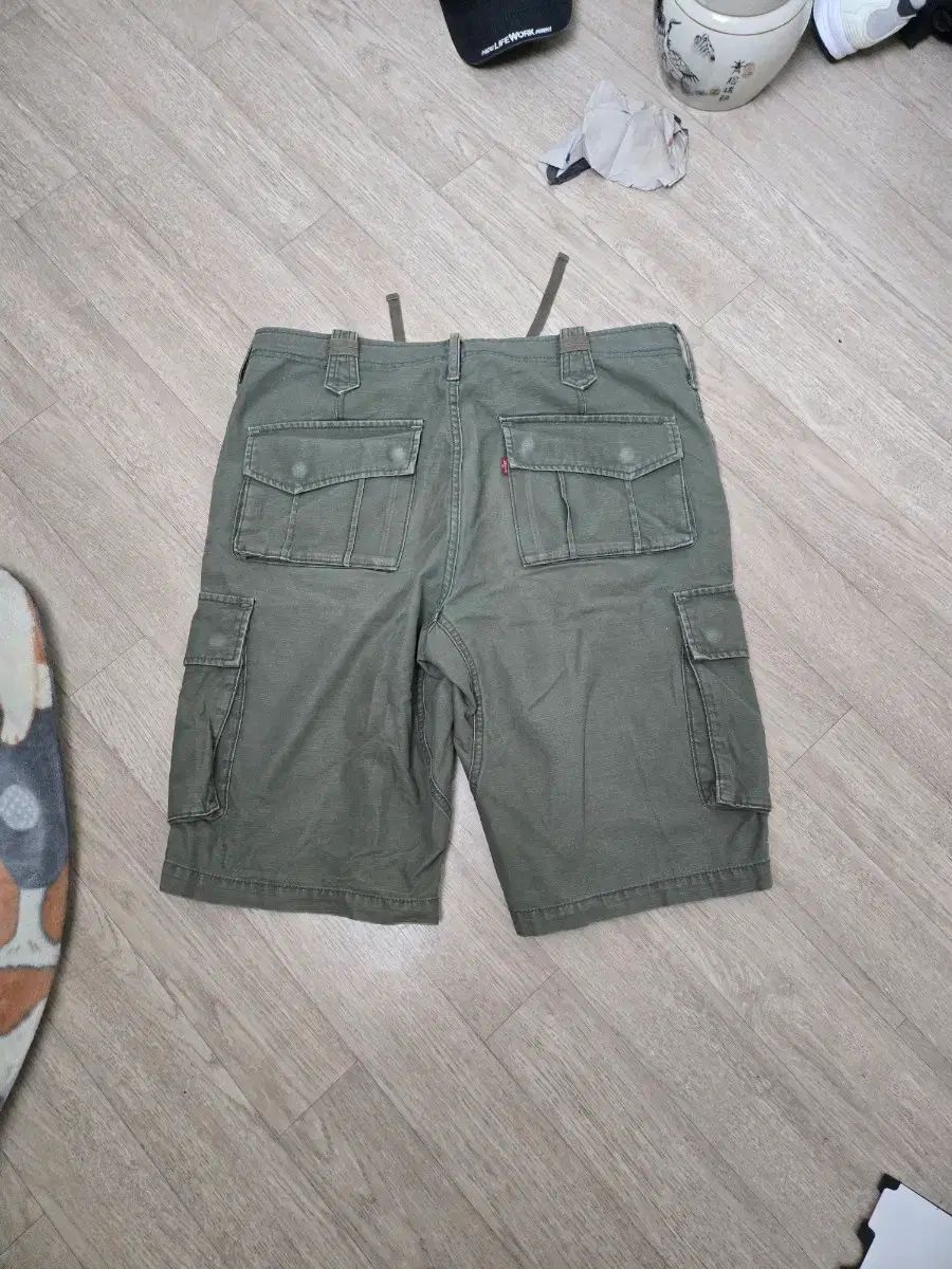 リーバイスカーゴハーフパンツ2枚まとめ