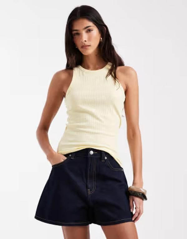 ピーシーズ レディース トップス タンクトップ Pieces racer neck tank top in pale yellow French vanilla イエロー